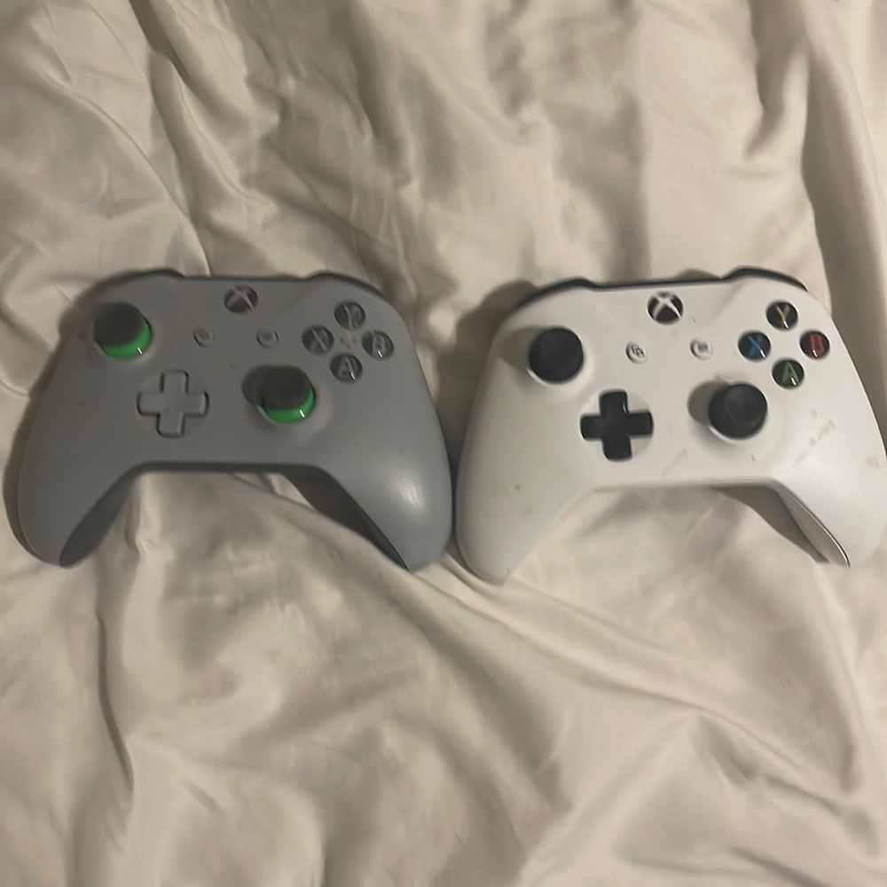 Xbox One Controllers